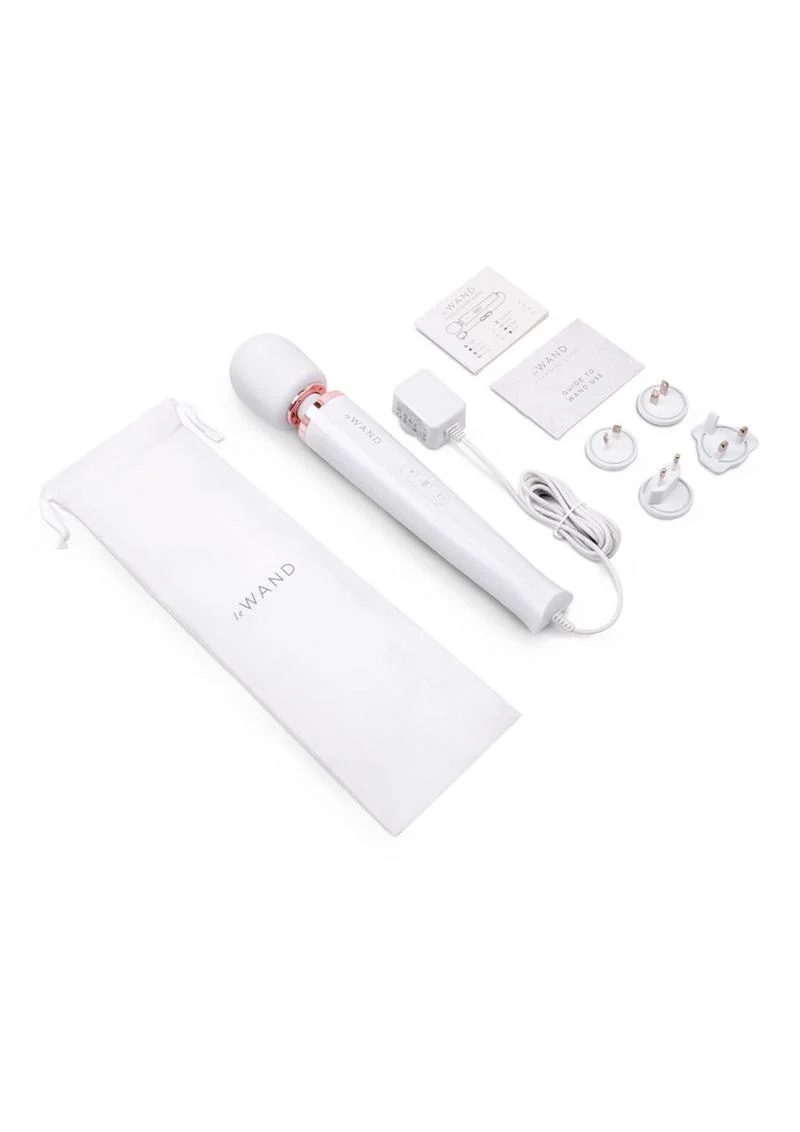Le Wand Plug-In Massager - Sky - Image 3