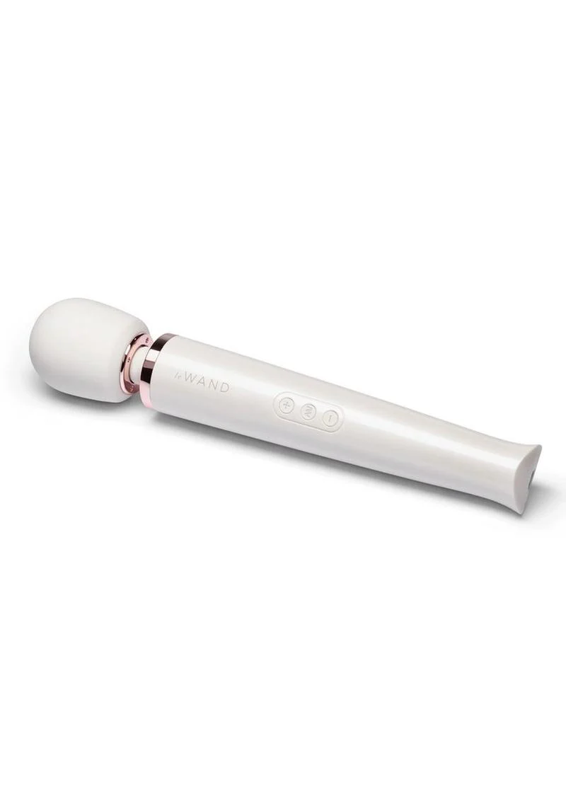 Le Wand Rechargeable Silicone Massager - Pearl - Image 4